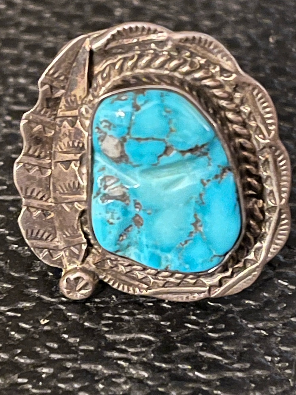 Vintage Native American sculpted Turquoise ring size 9